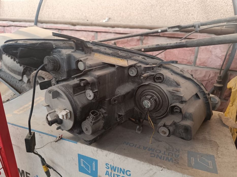 Фары передние rx350 левая