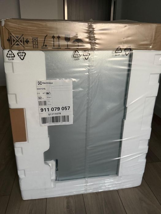 Masina vase Electrolux EEA71210L, Slim, SIGILATA
