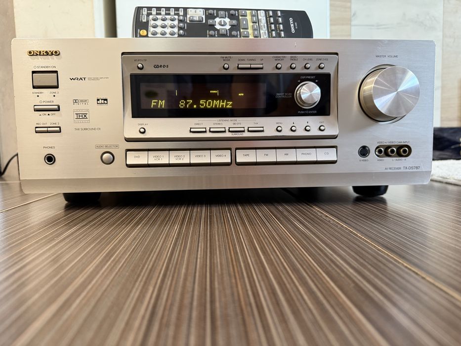 Onkyo TX-DS757 Мощен ресивър
