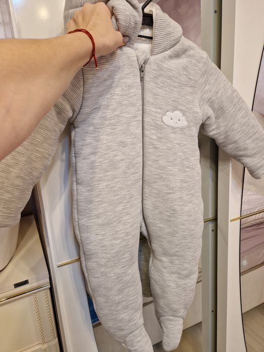 Бебешки ватиран гащеризон нов