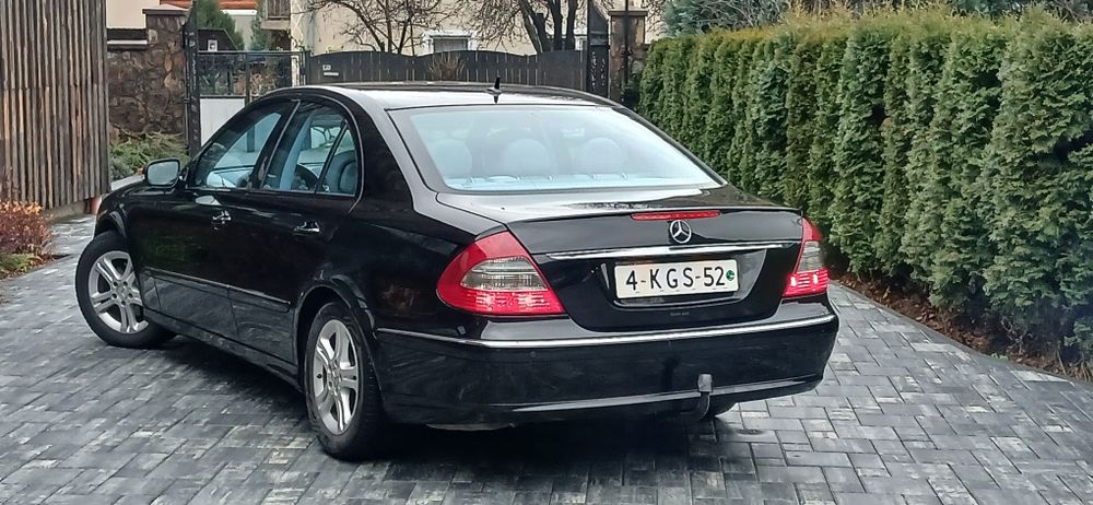 MERCEDES E 220 /170 CP/ Webasto/Avantgarde /Facelift !!