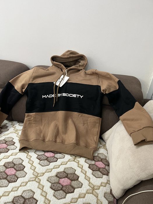 Trening Made BY Society