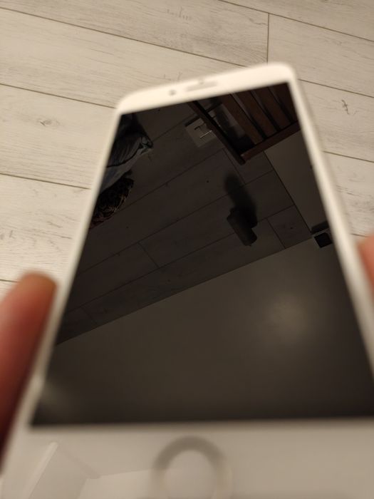iPhone 8 Alb 128gb impecabil