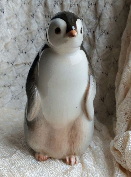 Статуэтка пингвин