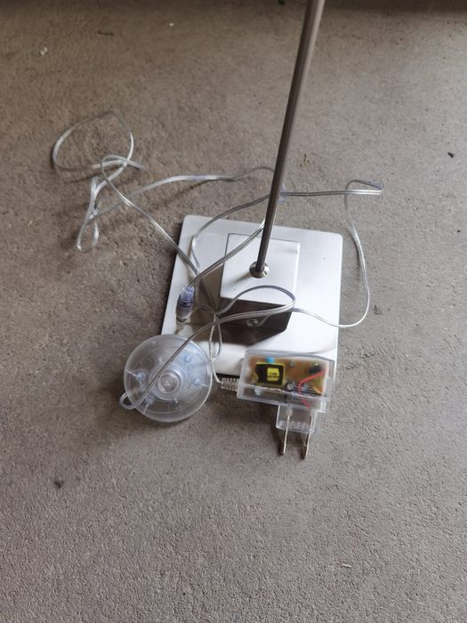 Lampă de podea LED