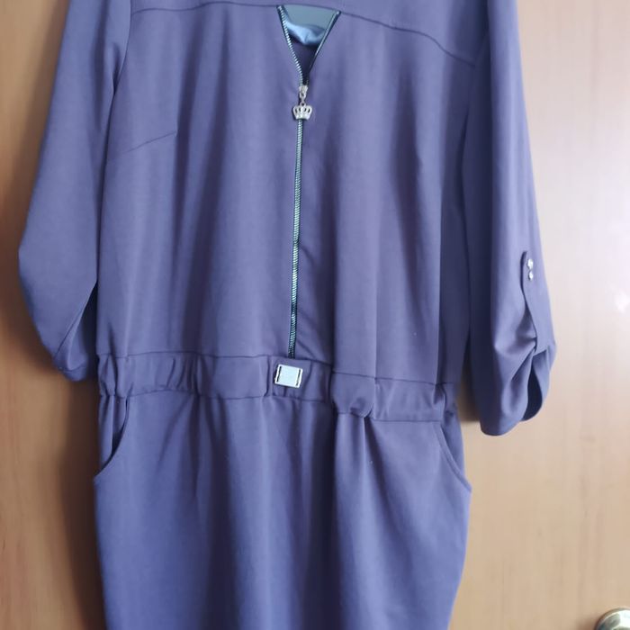 Продам платья б/у