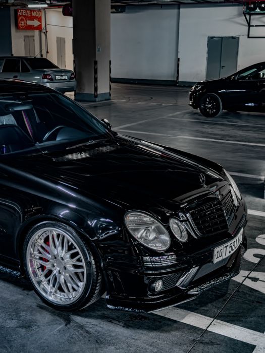 W211 E500 AMG Black Edition