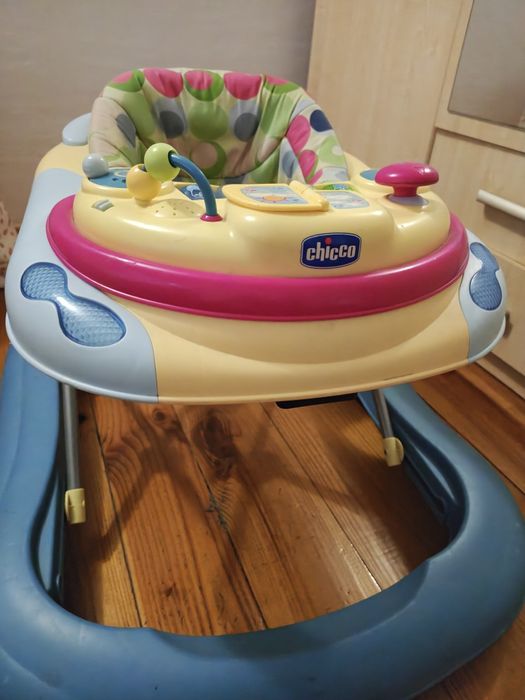 Проходилка за бебе Chicco
