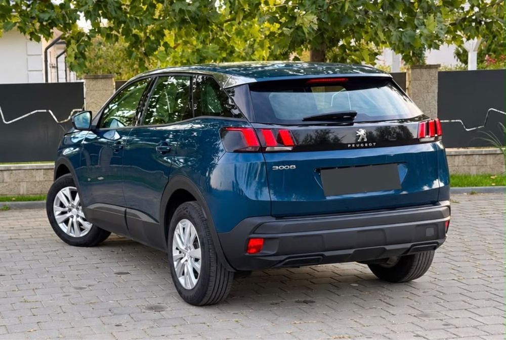 Peugeot 3008, automat, 2023, 1.5 diesel,active pack, conversie lant