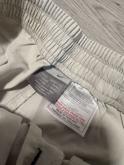 pantaloni nike crem