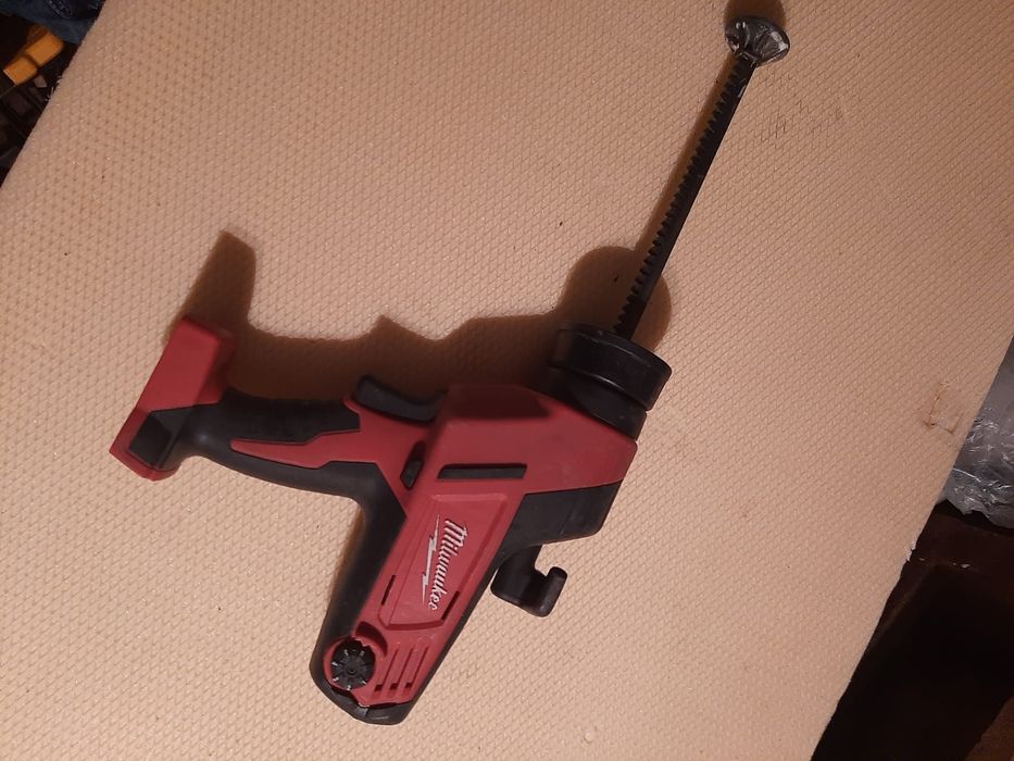 Milwaukee pistol.silicon