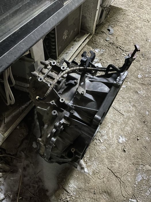 Продам АКПП на тойоту короллу 2001