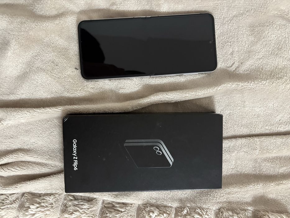 Samsung Z flip 6