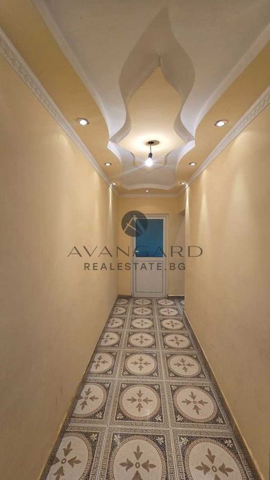 Продава се Двустаен апартамент в Пловдив, Изгрев - 75 кв.м за 1048 €/кв.м - Снимка #13