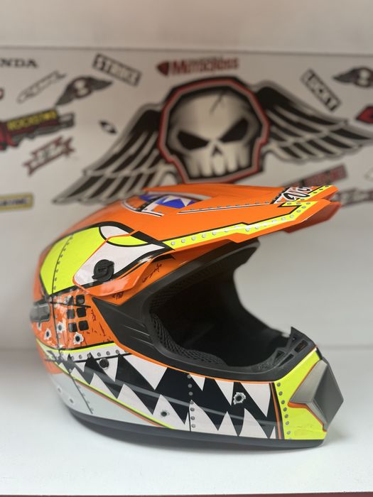 Каски за колоездене и мотокрос