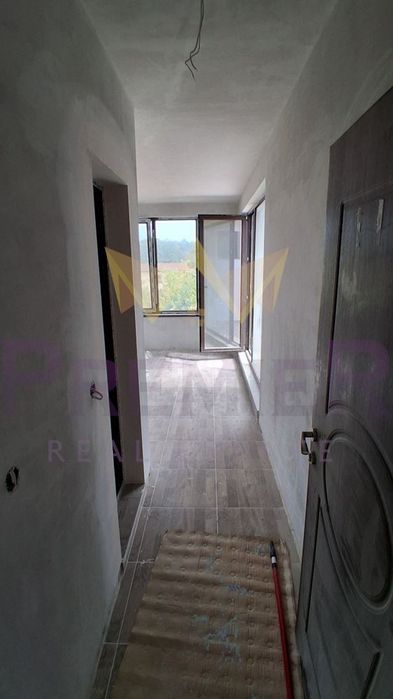 Продава се Къща в с. Шкорпиловци, Област Варна - 200 кв.м за 1250 €/кв.м - Снимка #2