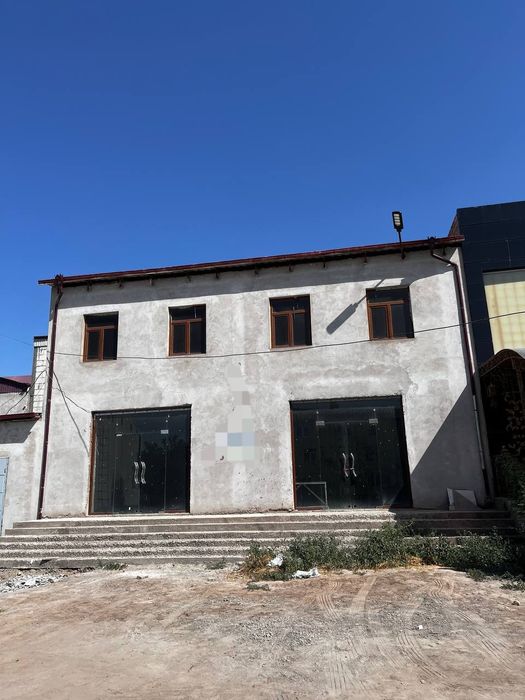 Урган шахар боги эрам туйхонаси ёнидаги нотурар бино сотилади