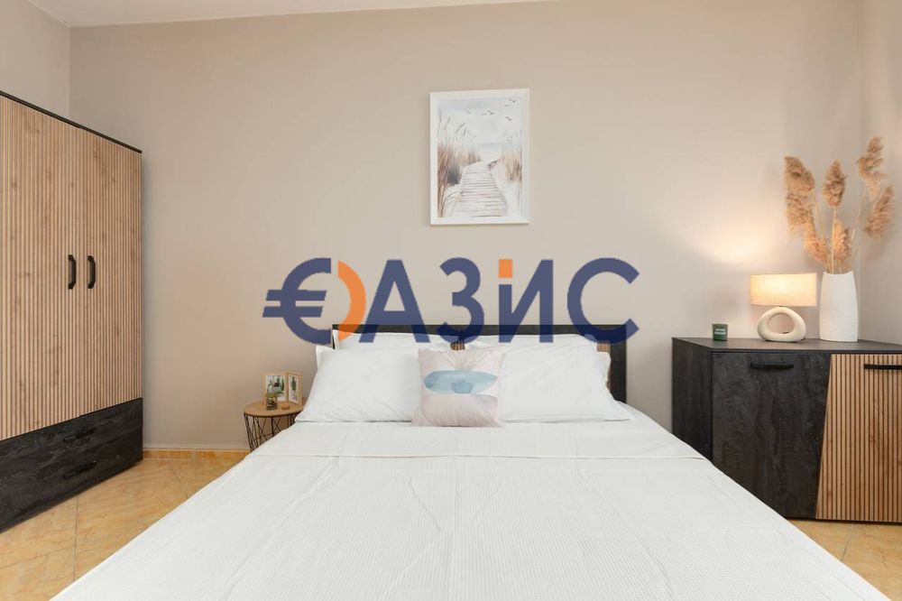 Продава се Тристаен апартамент в к.к. Слънчев бряг - 75 кв.м за 660 €/кв.м - Снимка #4