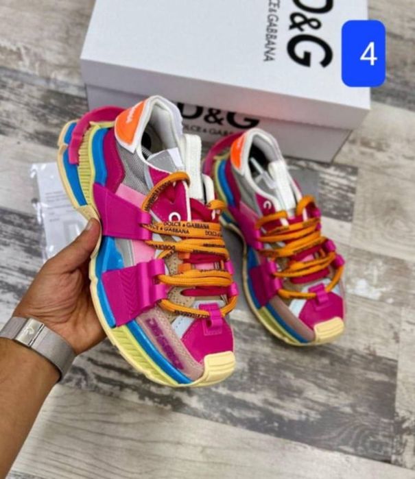 Adidasi dama și barbati