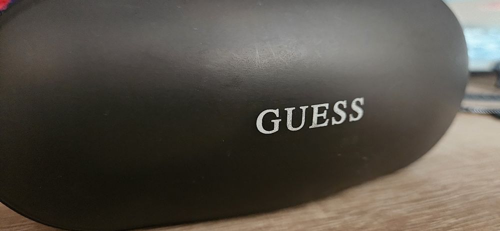 Ochelari de soare GUESS