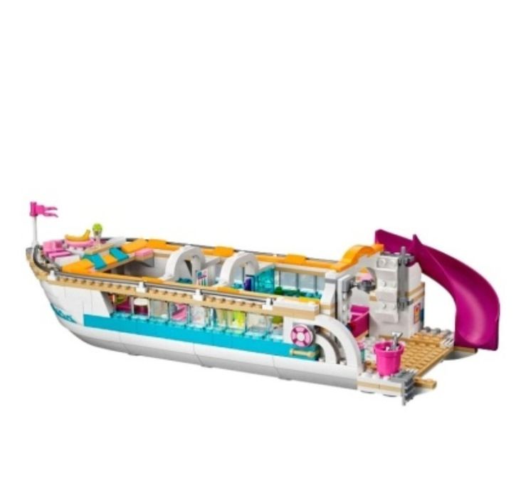 Круизный лайнер Lego