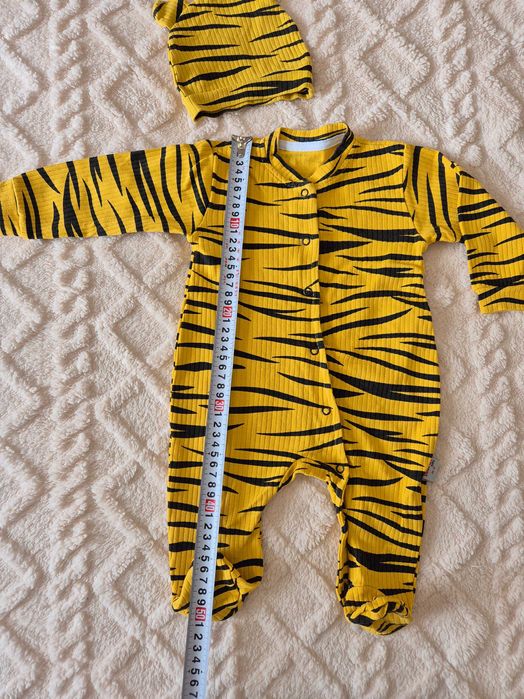 Костюмче на тигърче - ромпър с шапка