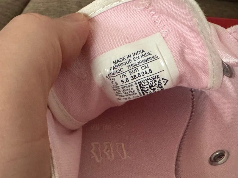 Converse All Star low cu șiret satin roz mărimea 38.5