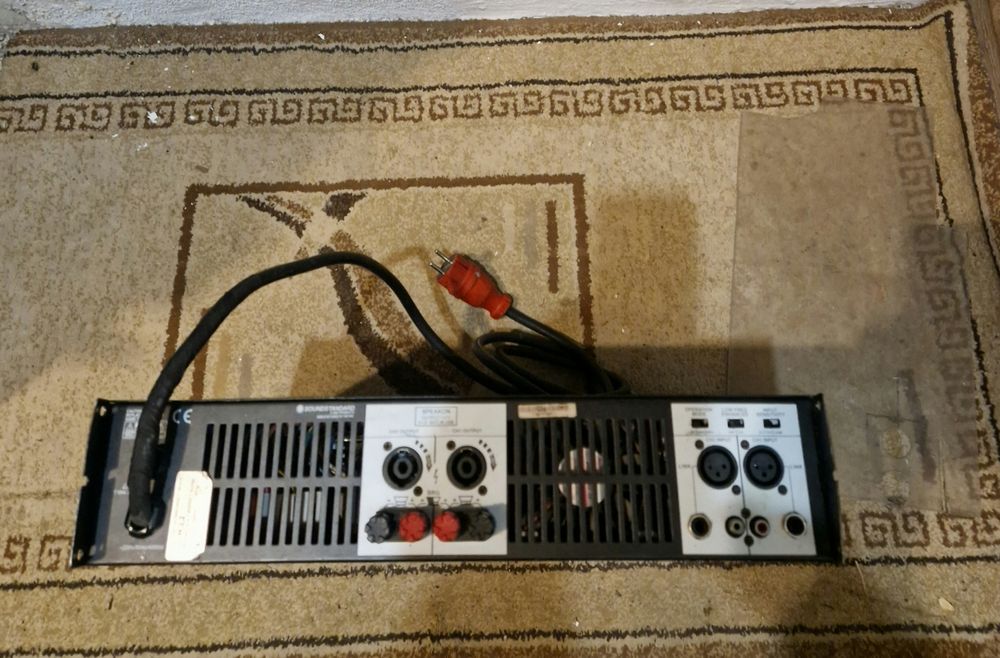 Amplificator(putere) sound standard sau schimb