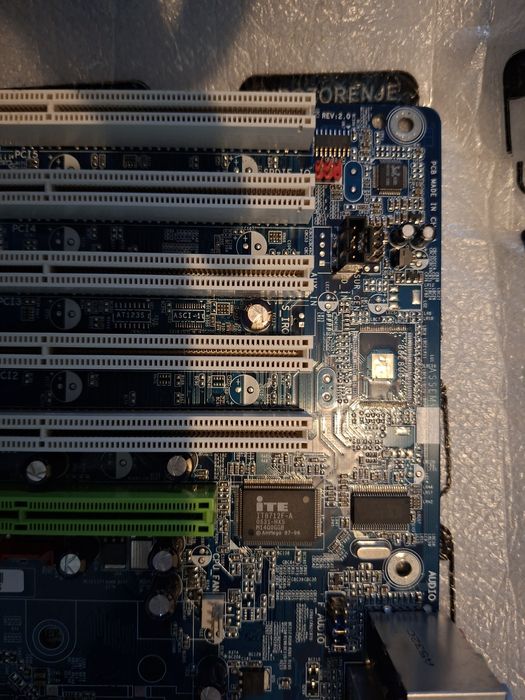 gigabyte socket 754 k8ns si gigabyte fx5500