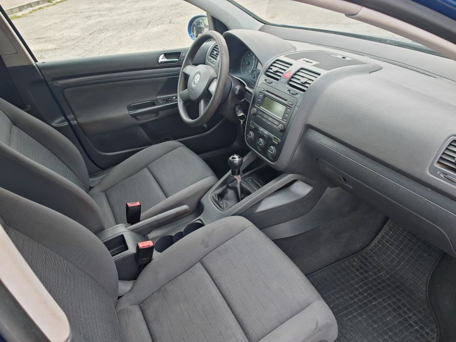 Vând vw golf 5 1.4 benzina