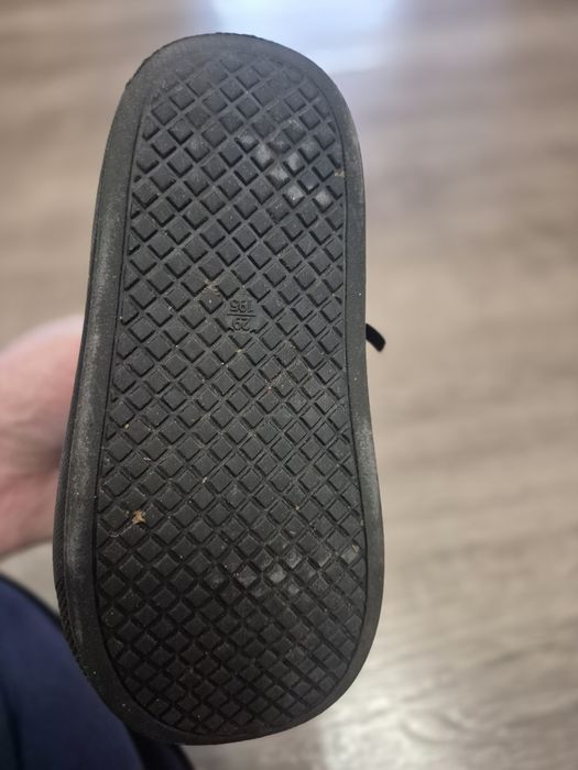 Продам осень ботиночки, 29 размер