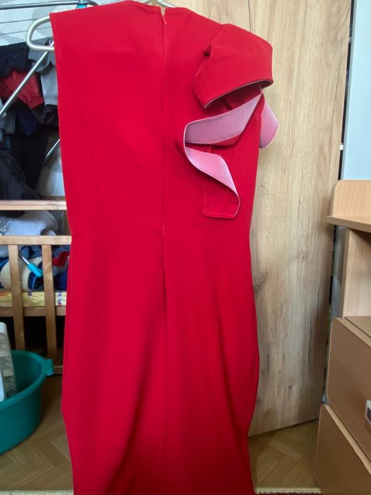 Вечернее платье с розой