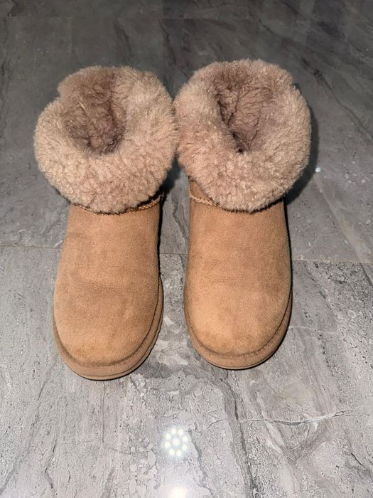 VAND UGG Bailey Bow II