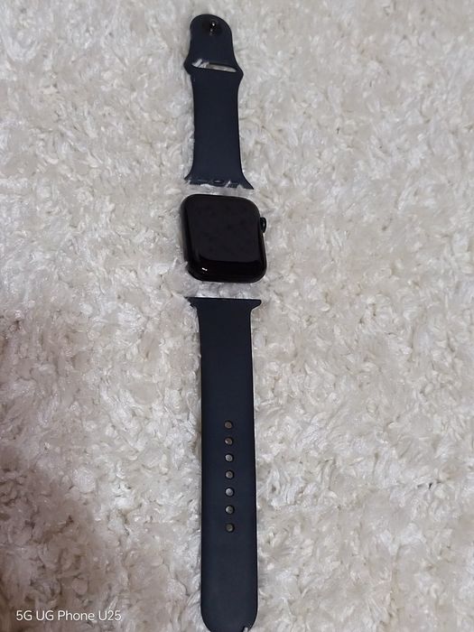 iPhone 13 и Apple Watch SE 44mm комплект с два калъфа, външна батерия, оригинални зарядни