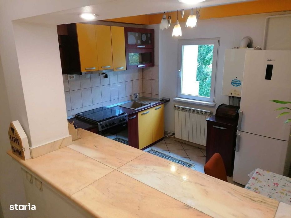 Apartament 2 camere de închiriat
