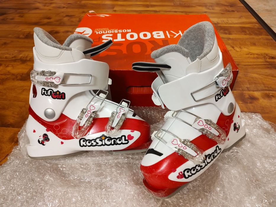 Ски обувки Rossignol Fun Girl 22.5 + каска Alpina + яке 6г+ протектор