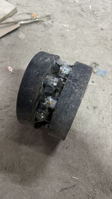 Проставки 3см на внедородник 6x139