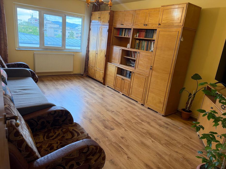 Apartament 2 camere decomandat Hateg