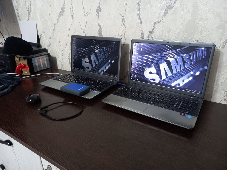 Ноутбук самсунг оба одинаковые