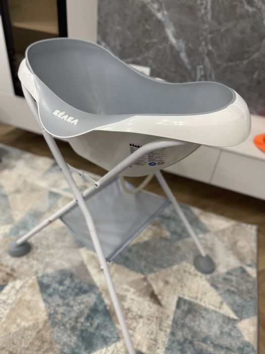 Ванночка Beaba с подставкой