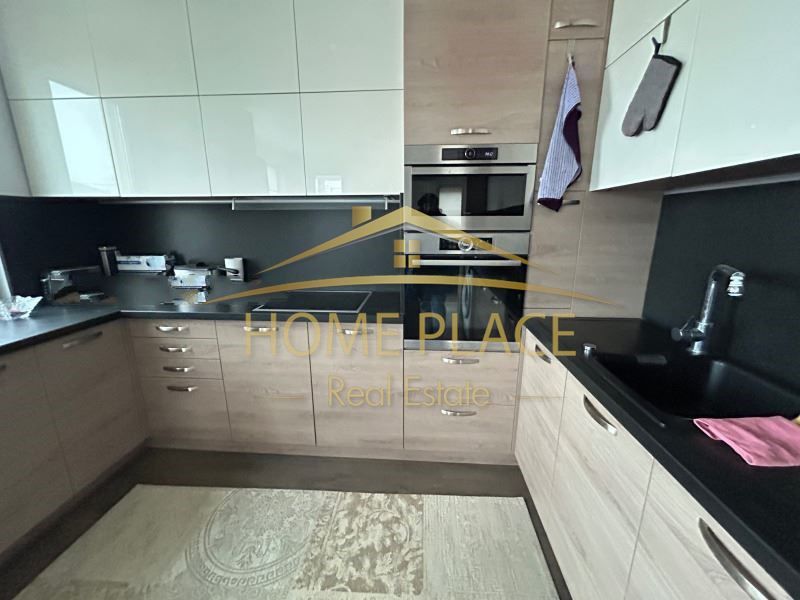 Дава се под наем Тристаен апартамент в Варна, Изгрев - 86 кв.м за 663 € - Снимка #2