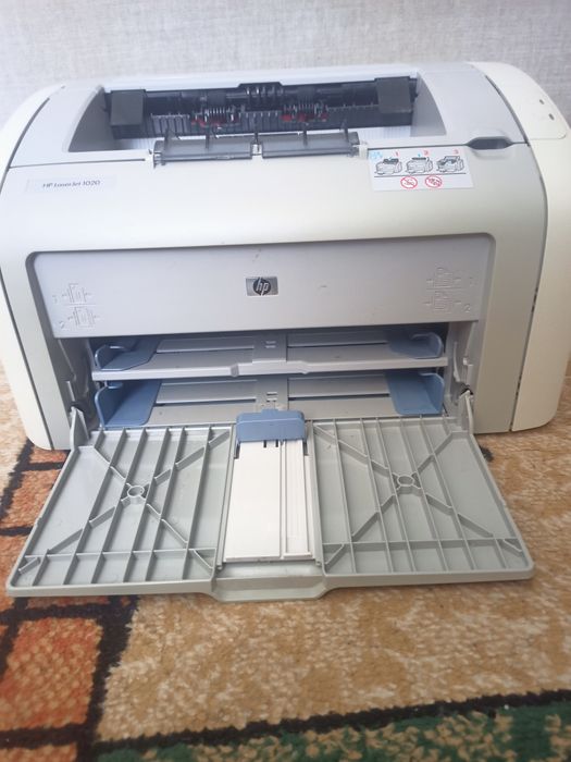 Принтер HP laserjet 1020