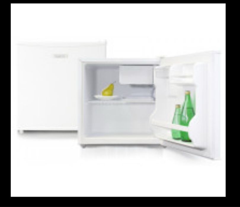 Продам мини холодильник 30 000 тг