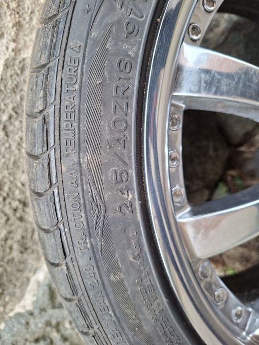 Гуми с джанти за бмв е60 летни.