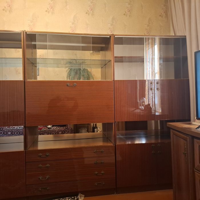 Продам стенку производство Белоруссия.