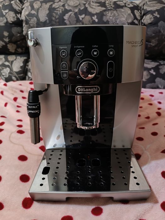Кофемашина DeLonghi
