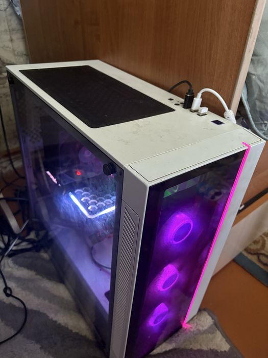 Продам компьютер в сборе,со всем