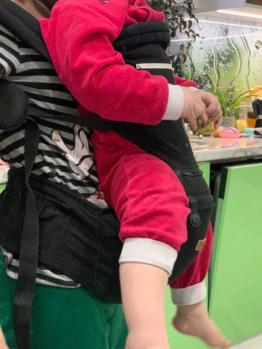 Слинг или кенгуру