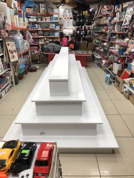 Оборудование для обувного магазина