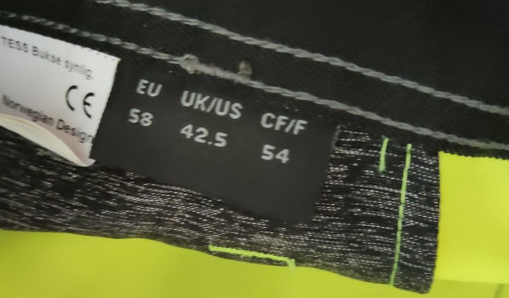 Нов мъжки  панталон TESS UK 42,5 EU58